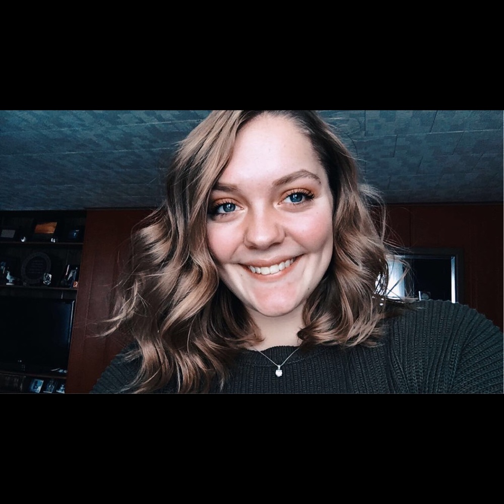 Meet your Posher, Lauren